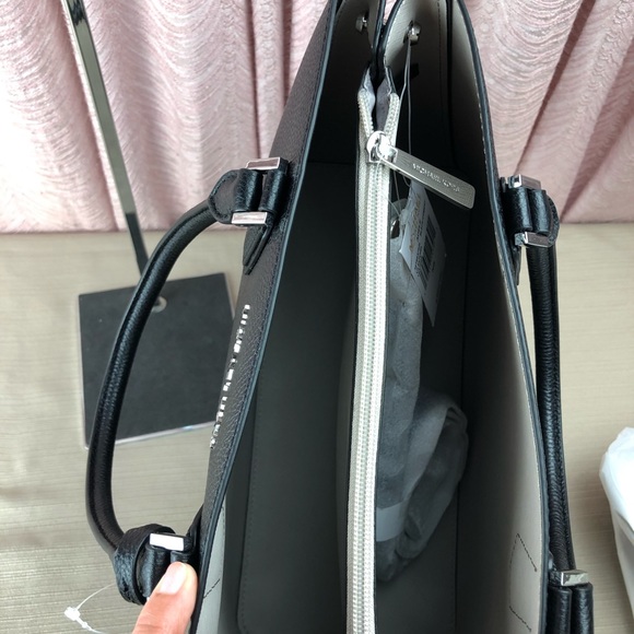 MICHAEL KORS ADELE SATCHEL - Picture 6 of 8